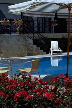 Pelli Hotel
