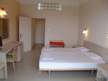 Hotel Tosca Beach Bungalows