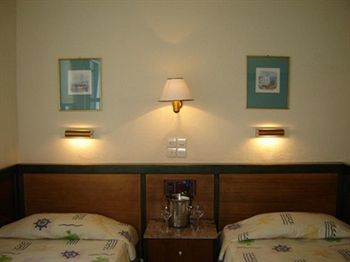 Hotel Villea Village