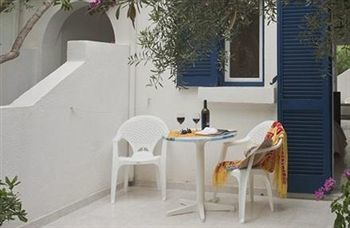 Hotel Villea Village