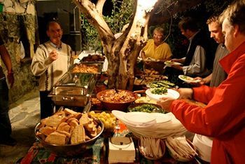 Hotel Villea Village