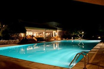 Hotel Villea Village