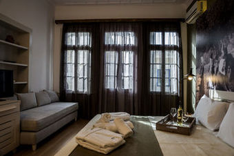 Hotel Elia Ntaliani Suites
