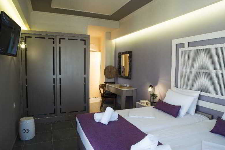 Hotel Elia Potie Studios