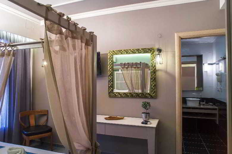 Hotel Elia Potie Studios