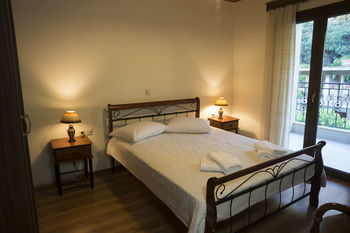 Villa Elia Therissos Maisonettes