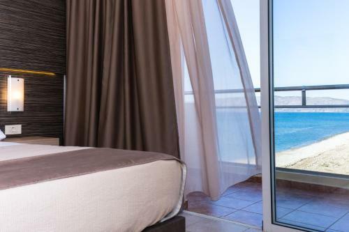 Sunny Bay Hotel