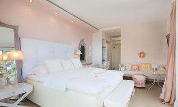 Mare Monte Small Boutique Hotel