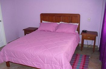 Hotel Piarco Village Suites