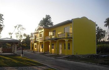Hotel Piarco Village Suites