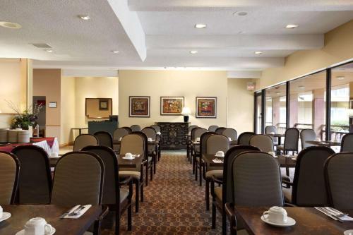 Travelodge Hotel Ottawa & Conference Centre