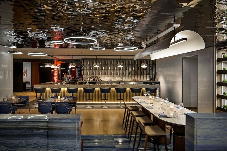 Hotel W Montreal