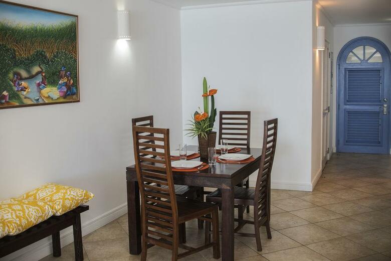 Hotel South Ocean Villa 402