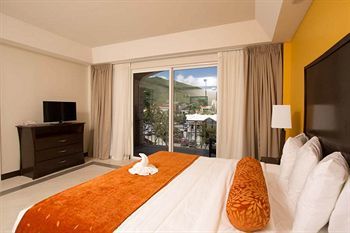 Maria's By The Sea Hotel