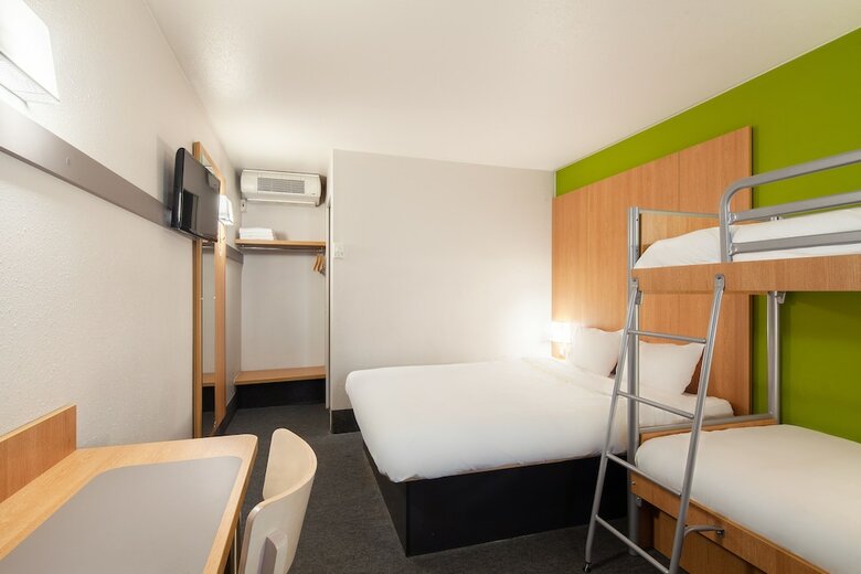 B&B Hotel Herblay