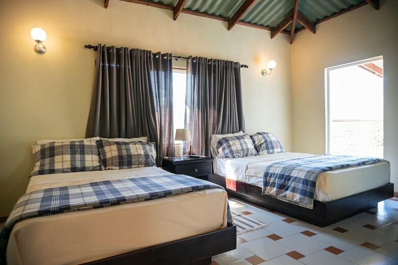 Altocerro Villas Hotel & Camping