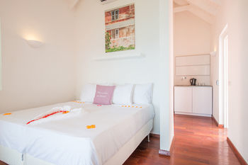 Hotel Scuba Lodge