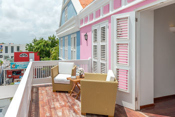 Hotel Scuba Lodge