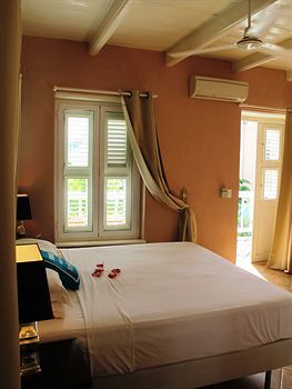 Hotel Scuba Lodge