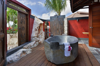 Hotel Baoase Luxury Resort