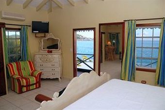Hotel Mary's Boon Beach Resort & Spa