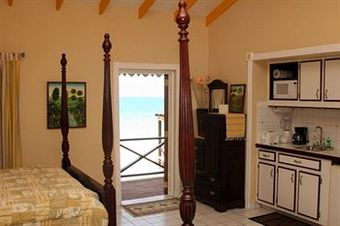 Hotel Mary's Boon Beach Resort & Spa
