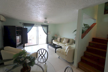 Jolly Villas
