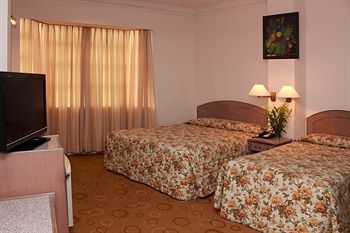 Hotel Rainbow