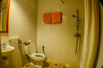 Hotel Century Pines Resort