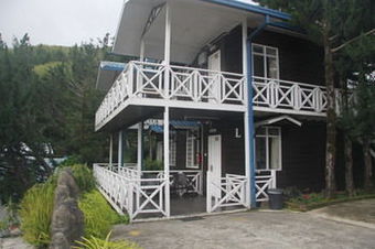 Hotel Kinabalu Pine Resorts