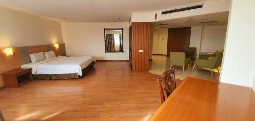 Kemena Plaza Hotel