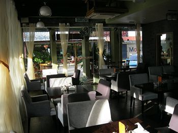 Hotel 900 Inn