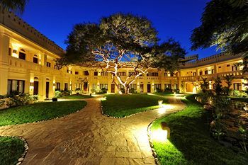 Areindmar Hotel