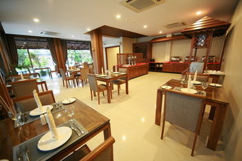Hotel M