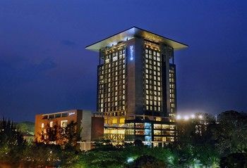 Hotel Radisson Blu Chittagong Bay View