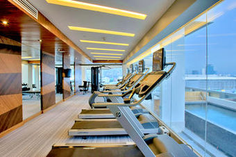 F1 Hotel