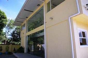 Caimito Beach Hotel