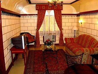 New Camelot Hotel