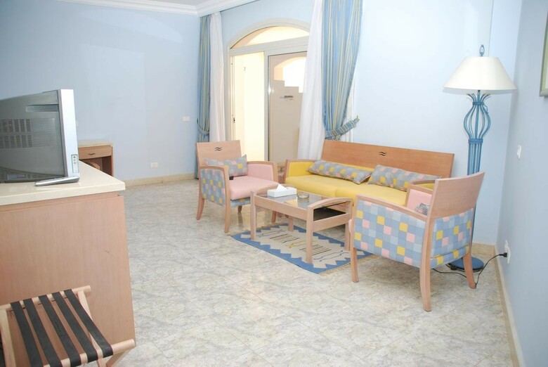 Hotel Royal Lagoons Resort & Aqua Park