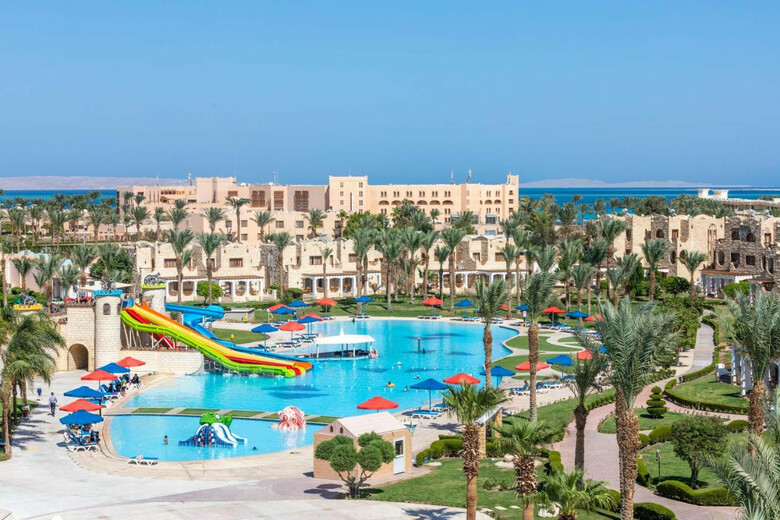 Hotel Royal Lagoons Resort & Aqua Park