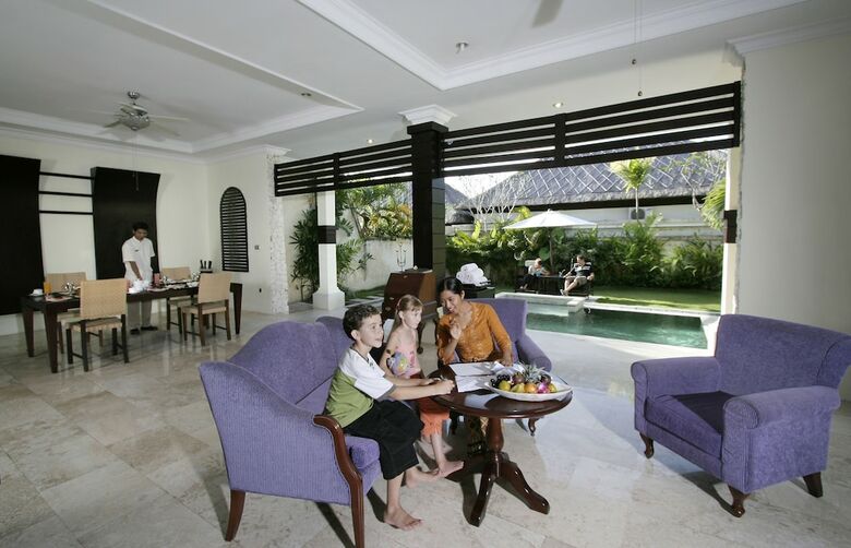 Hotel Dreamland Luxury Villas And S