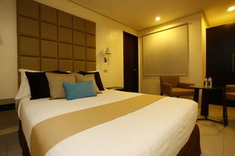 Oracle Hotel And Residences