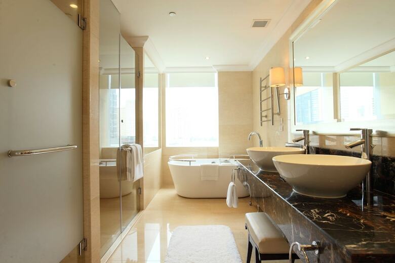 Hotel Raffles Makati