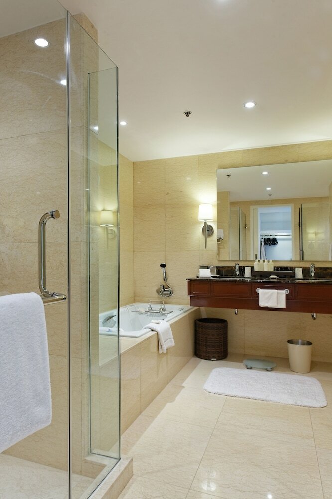 Hotel Raffles Makati