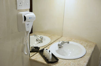 Avenra Garden Hotel
