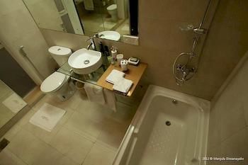 Breeze Apartment