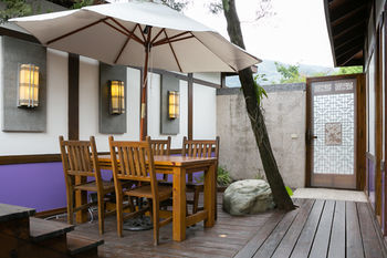 Hotel Grand Orchid Villa Resort