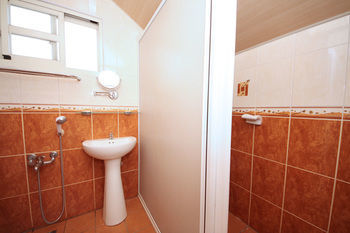 Hotel Avica B&B