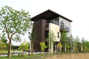 Hotel Village B&B