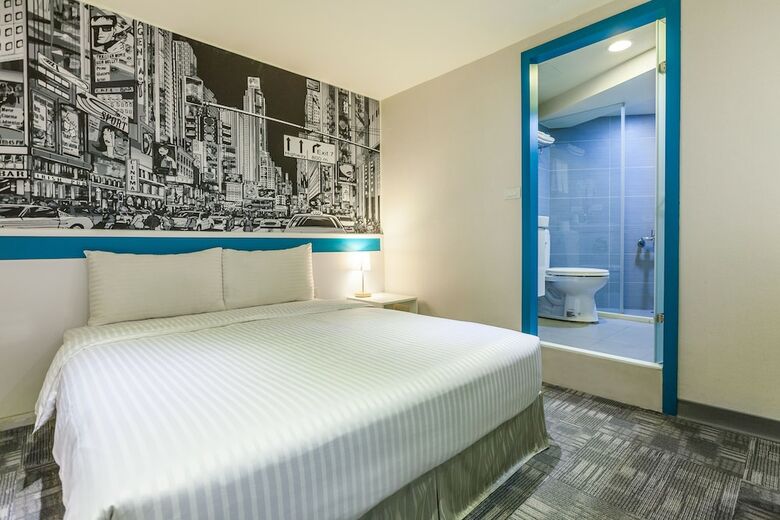 9ine Hotel
